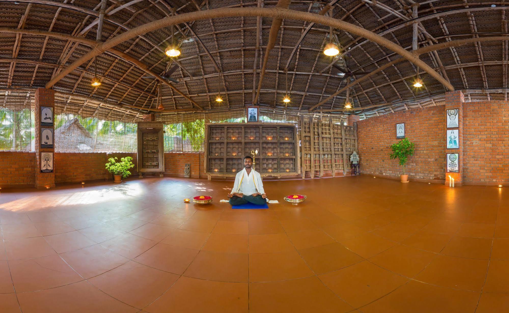 Soma Manaltheeram Ayurveda Beachvillage Kovalam Exteriér fotografie
